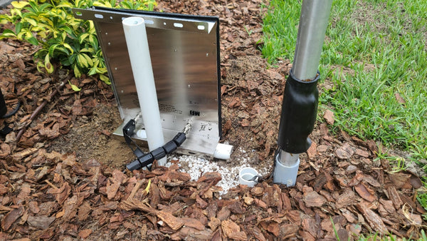 LDG RT-100 remote antenna tuner installed at the base of a Greyline stealth HOA flagpole antenna